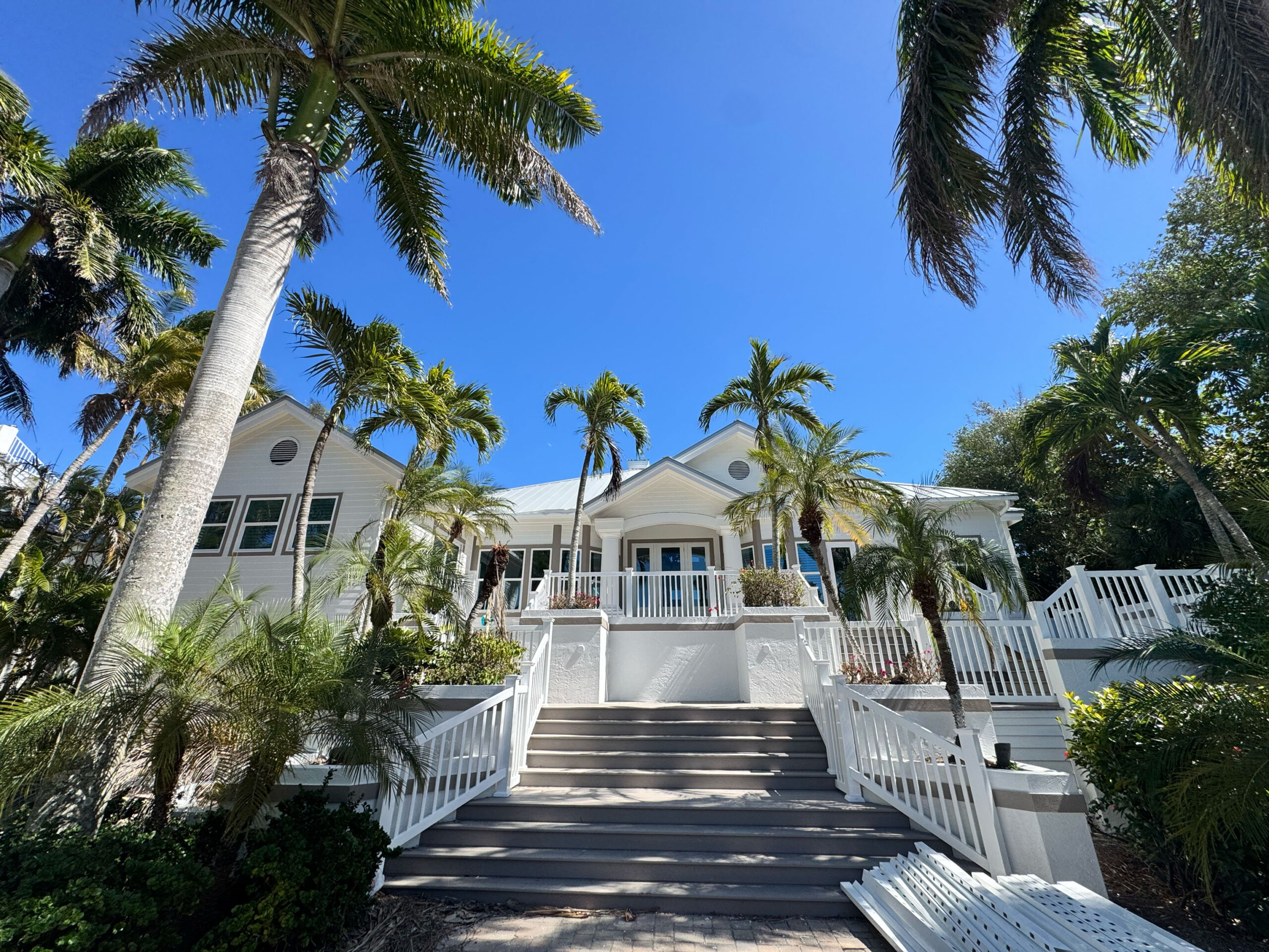 Luxury home painting